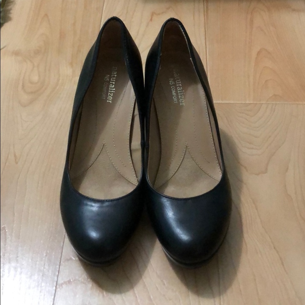 Naturalizer heels!